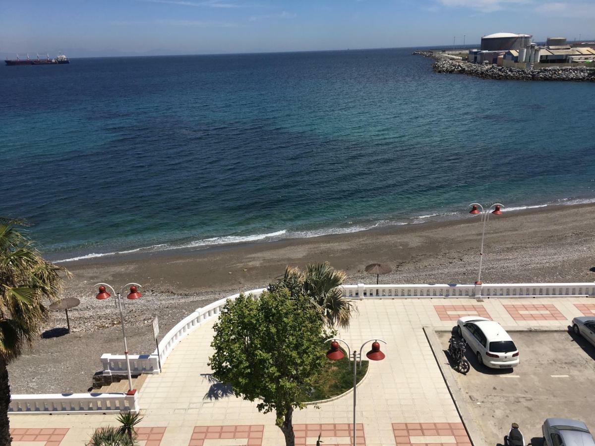 Estudio Frente Al Mar Ceuta Buitenkant foto